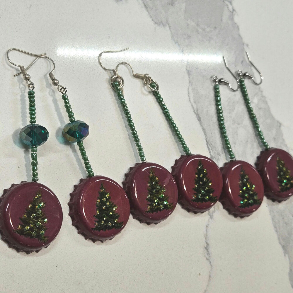 Bells Beer Bottlecap Earrings Bell's Christmas  Ale tree cap burgundy green bead